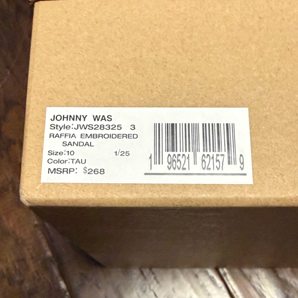 Johnny Was Raffia Embroidered Sandals - Picture 7 of 8